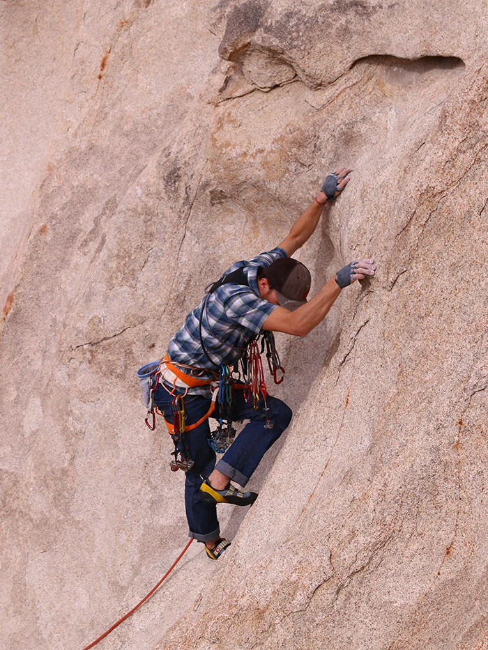 escalade en terrain d'aventure